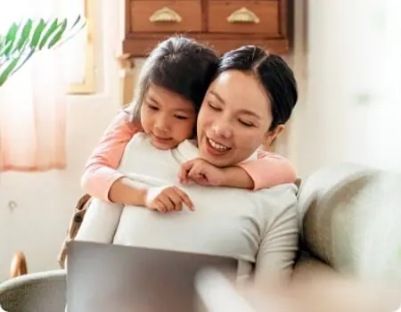 woman_daughter_smiling